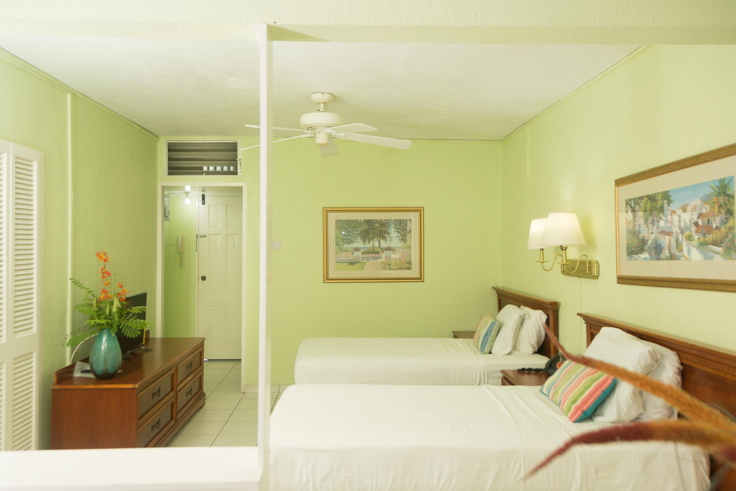 Palm Garden Hotel Barbados Bridgetown Bagian luar foto